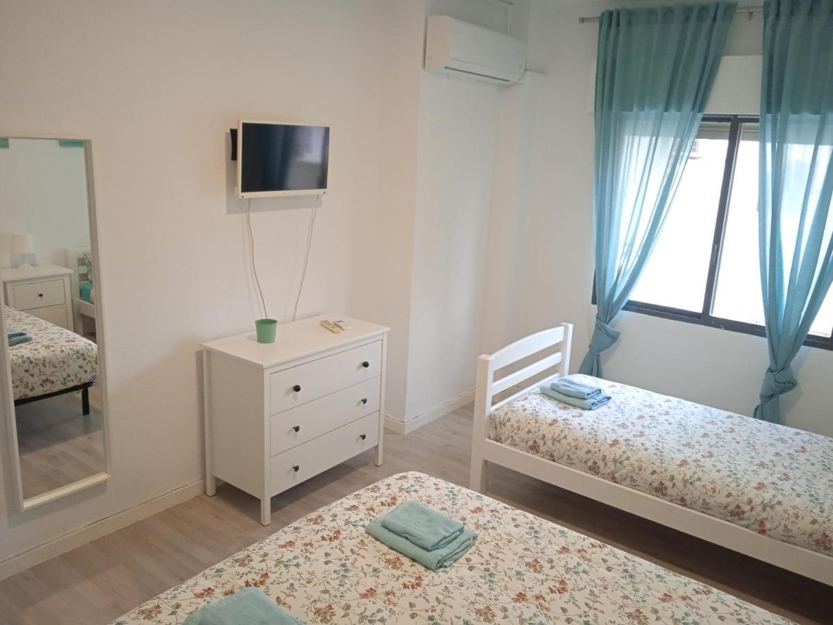 Appartamento Apartamento Con Encanto 'Larios Luxy' Málaga Esterno foto