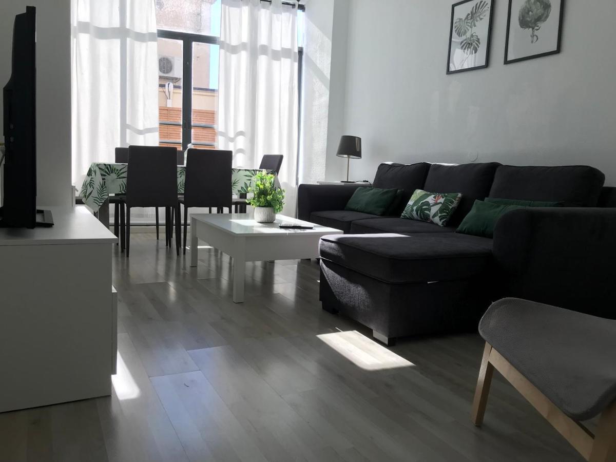 Appartamento Apartamento Con Encanto 'Larios Luxy' Málaga Esterno foto